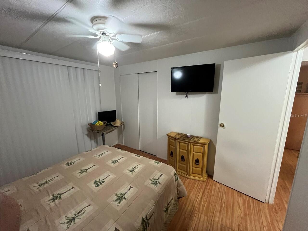Listing Photo 17