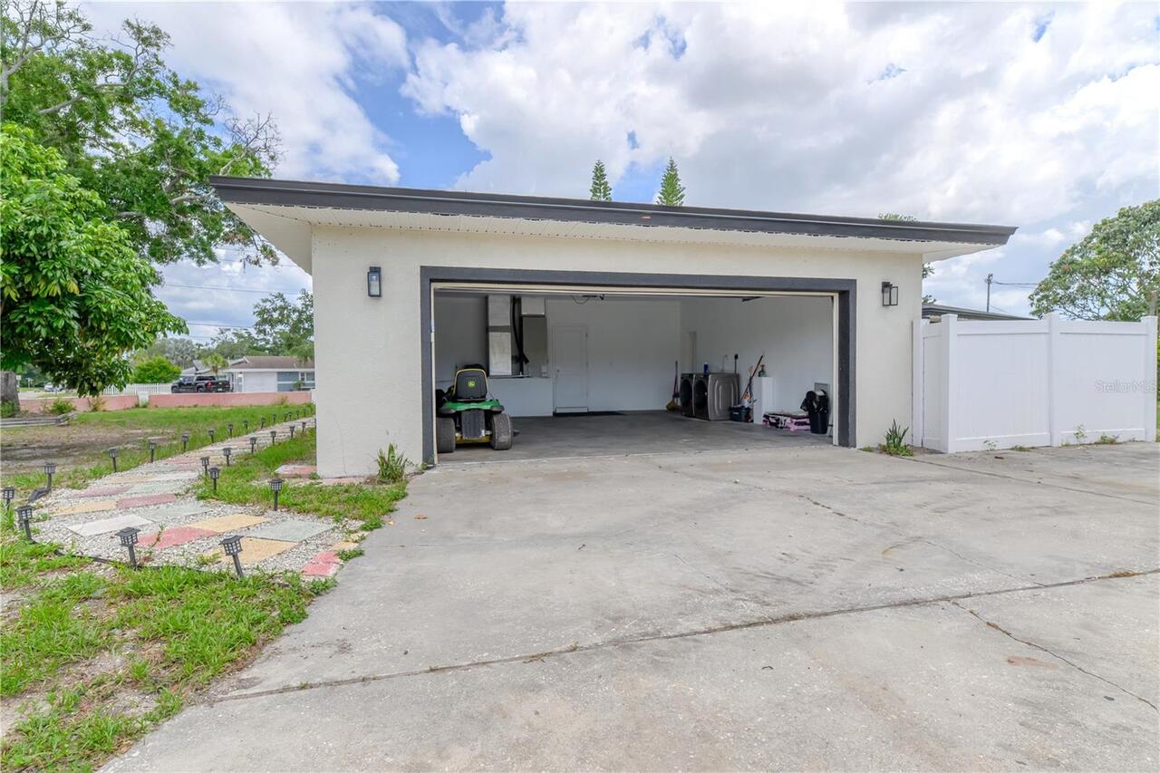 Listing Photo 33