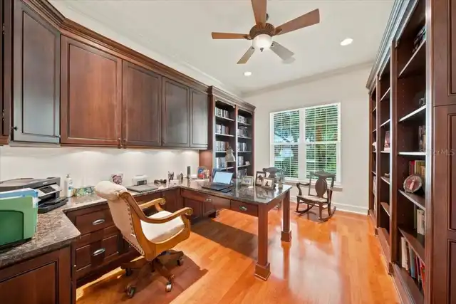 Listing Photo 7