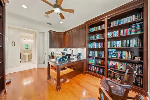 Listing Photo 8
