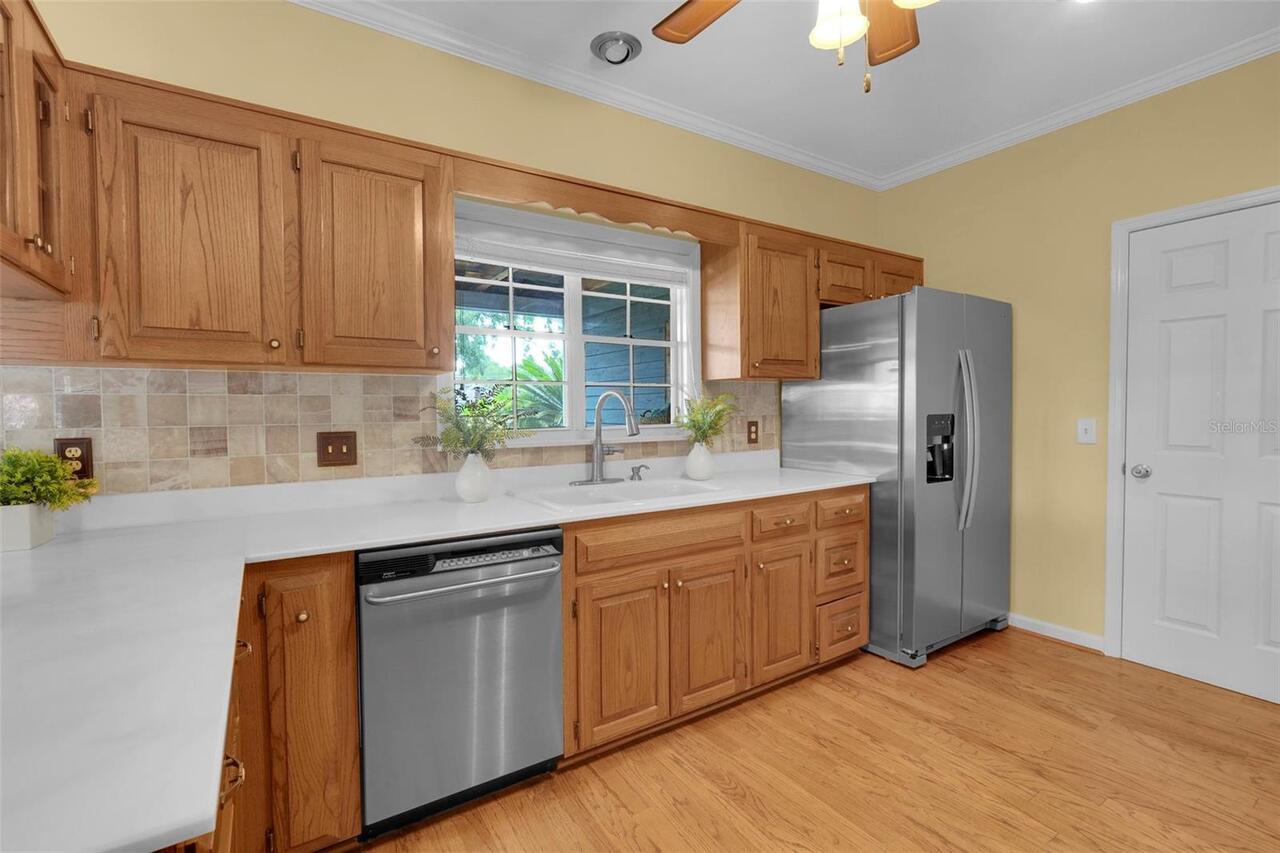 Listing Photo 18