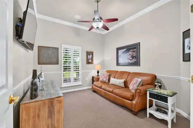 Listing Photo 23