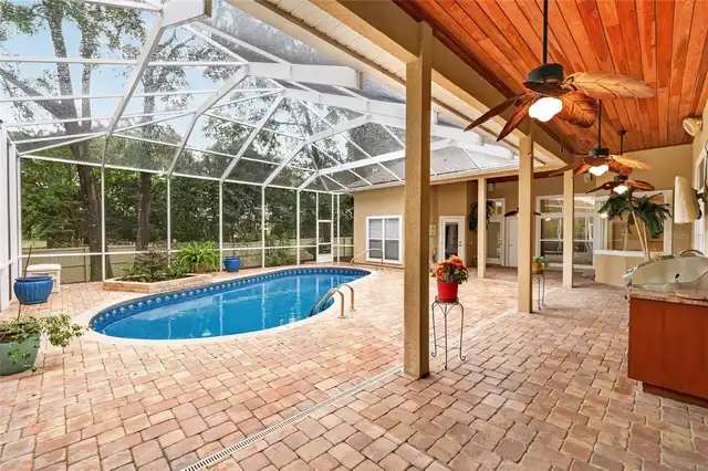 Listing Photo 32