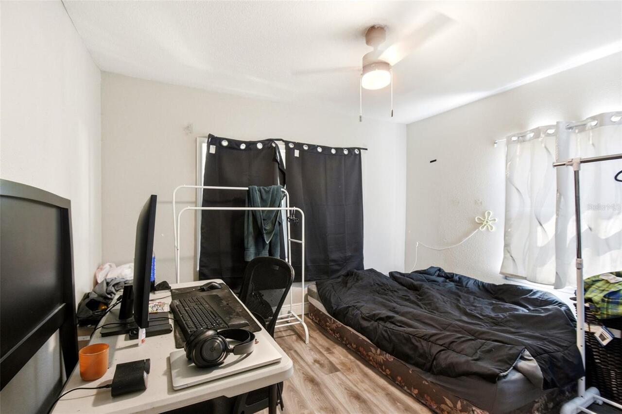 Listing Photo 15