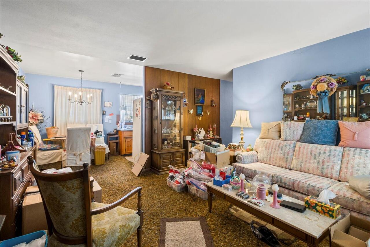 Listing Photo 10
