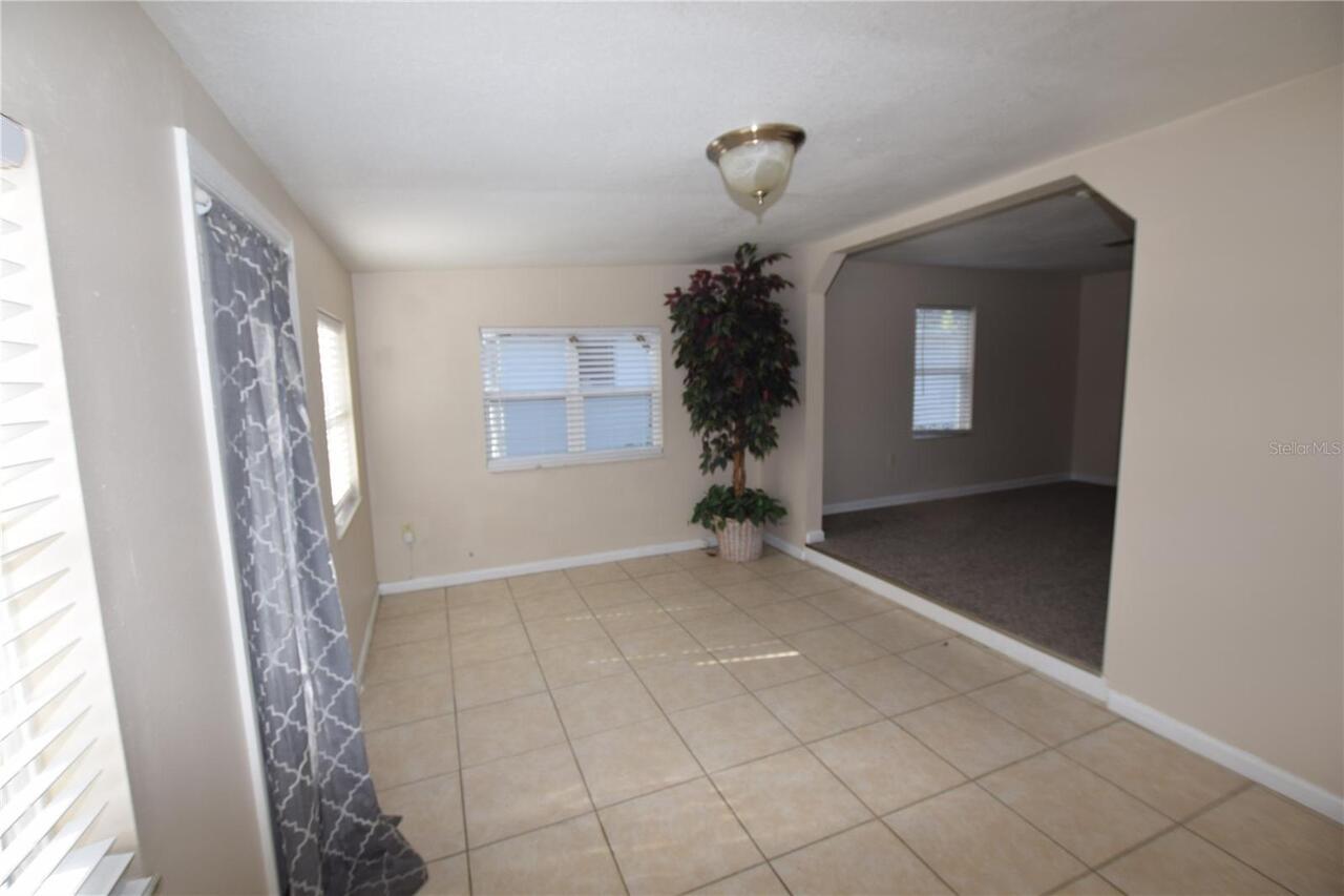 Listing Photo 14