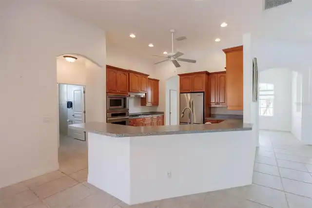 Listing Photo 32