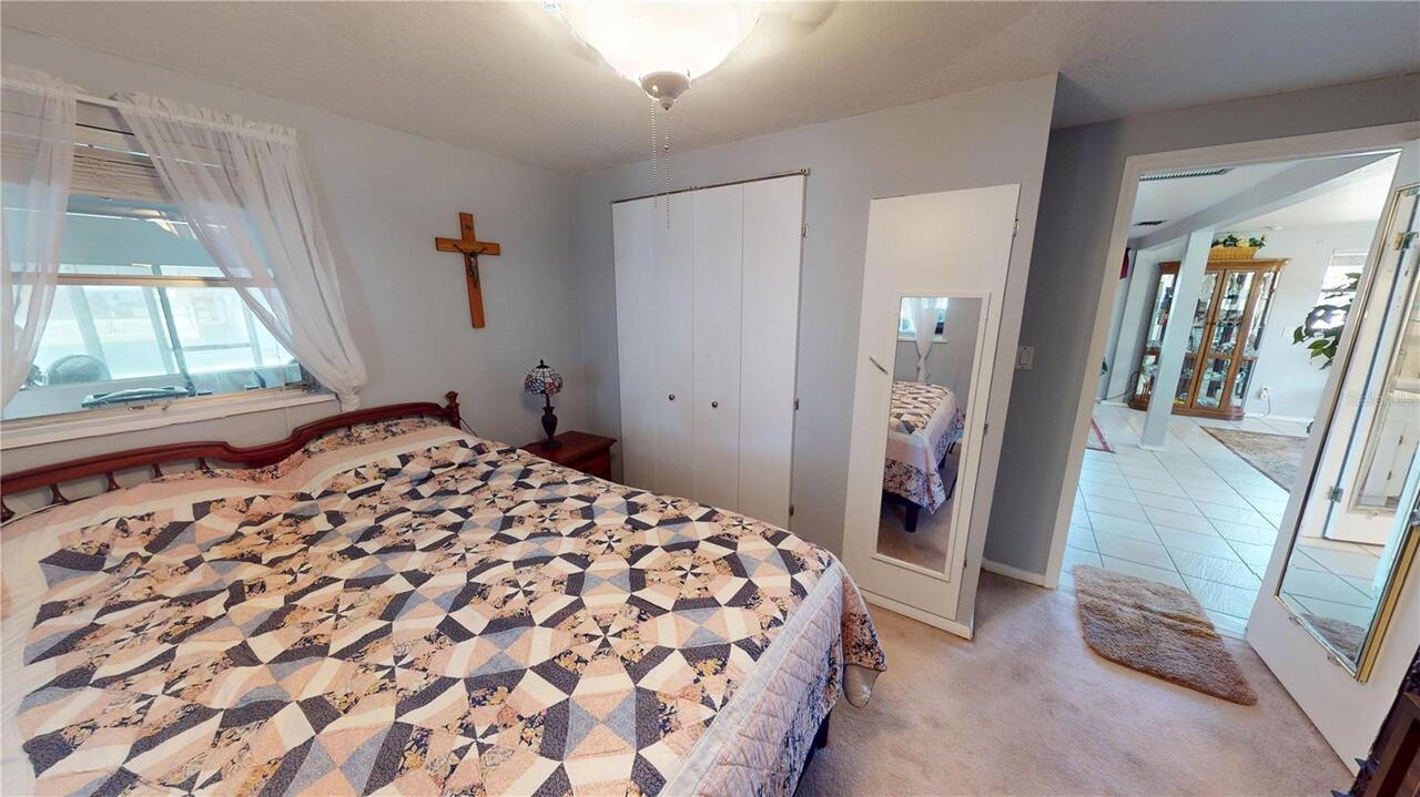 Listing Photo 11