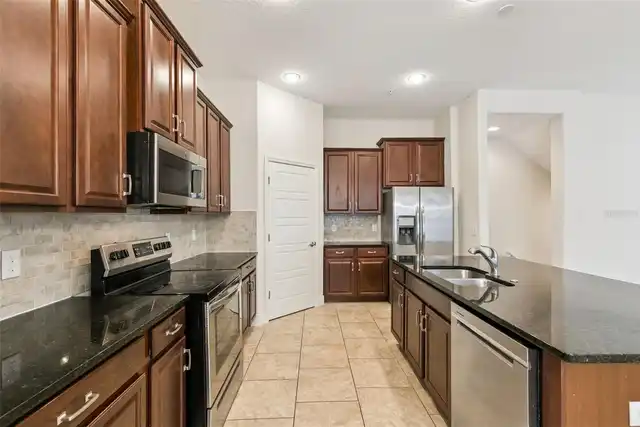 Listing Photo 13