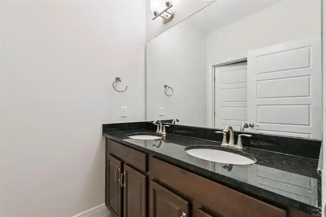 Listing Photo 24