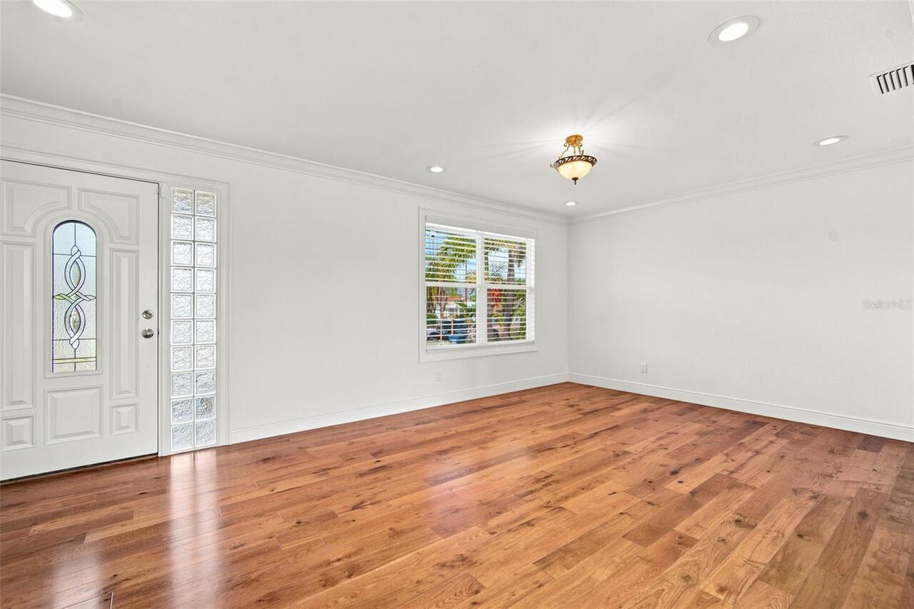 Listing Photo 28