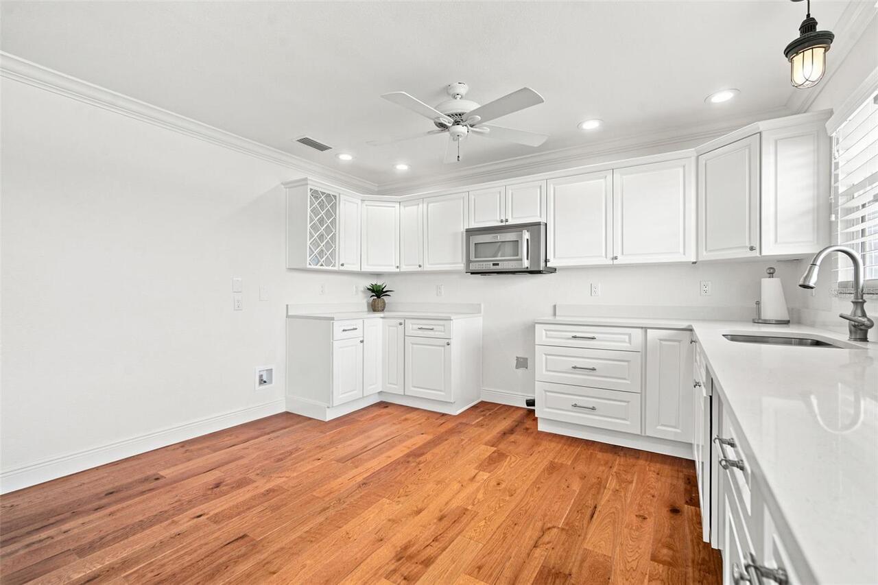 Listing Photo 32