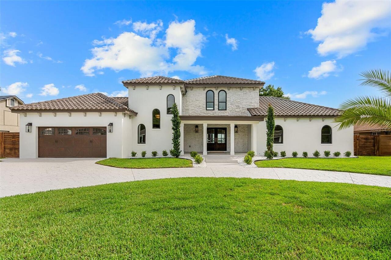 5BR, Home, 3BA, $2,450,000
Read More