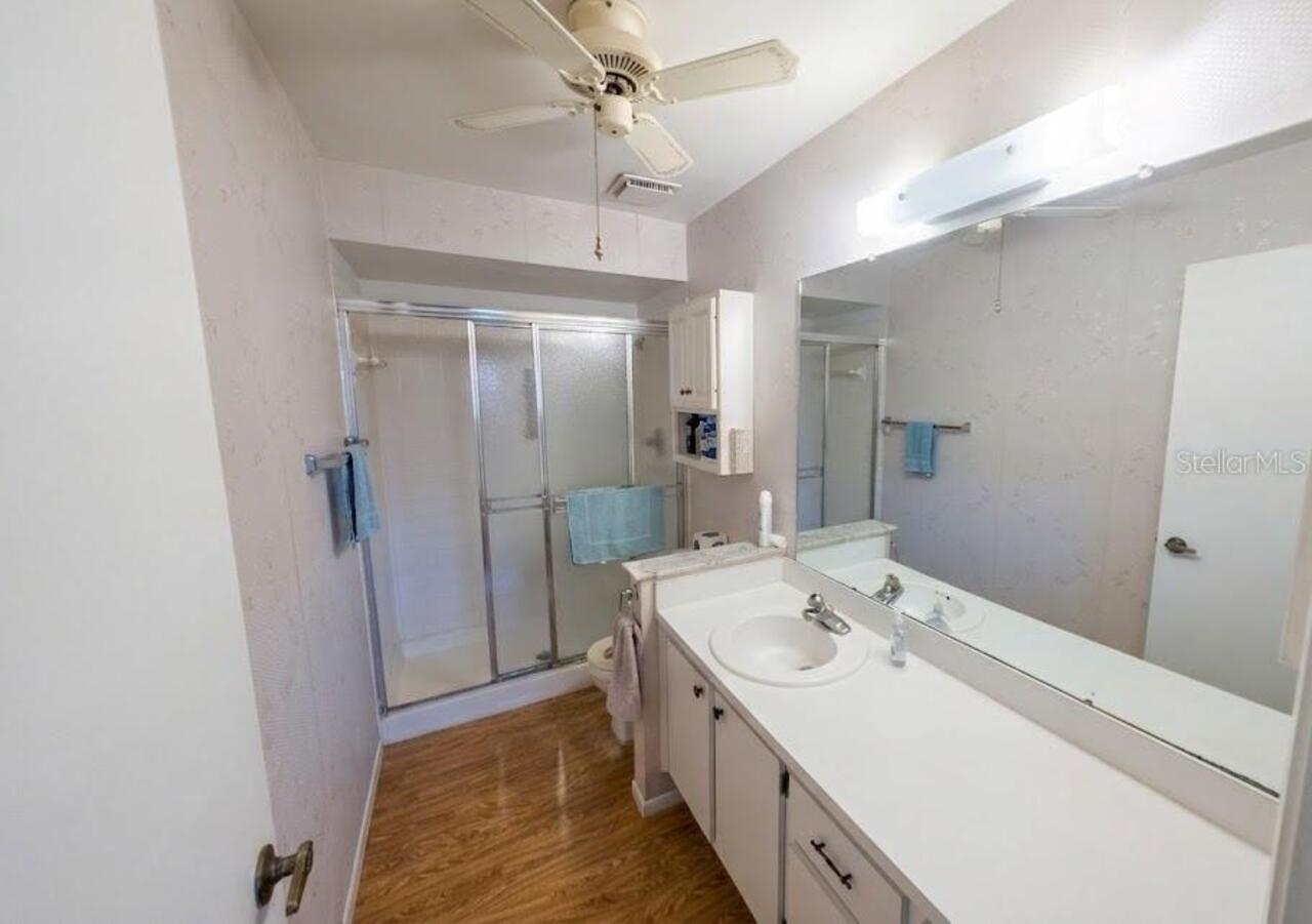 Listing Photo 9
