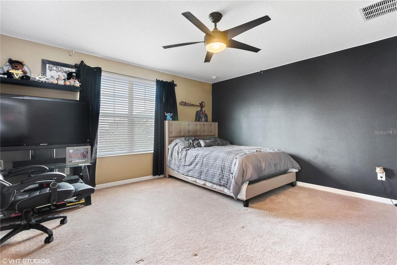 Listing Photo 17