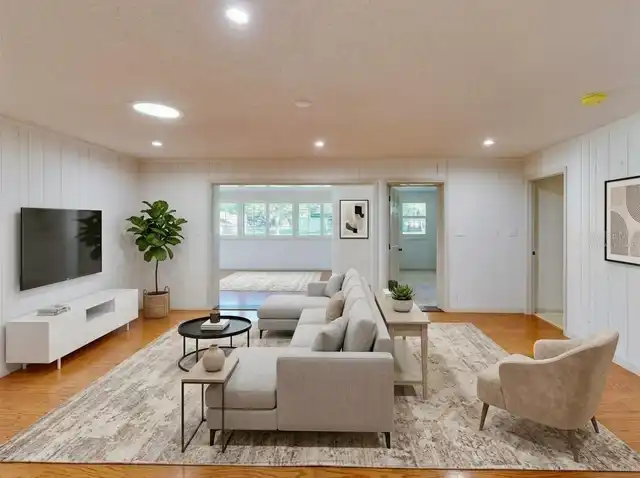 Listing Photo 10
