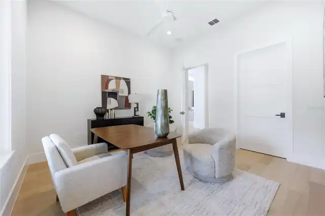 Listing Photo 22