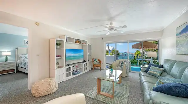 Listing Photo 8