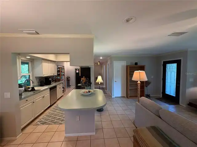 Listing Photo 7