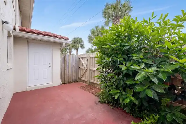 Listing Photo 19