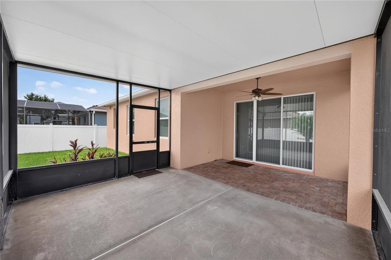 Listing Photo 11