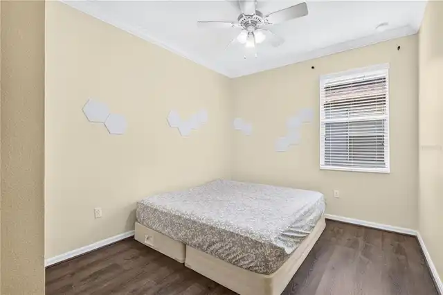Listing Photo 32