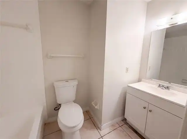 Listing Photo 14