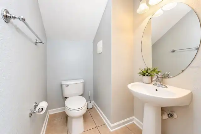 Listing Photo 11