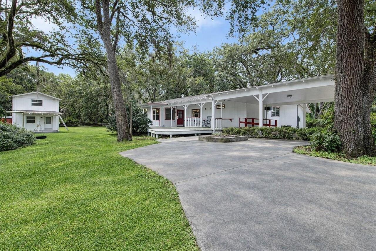 Listing Photo 8