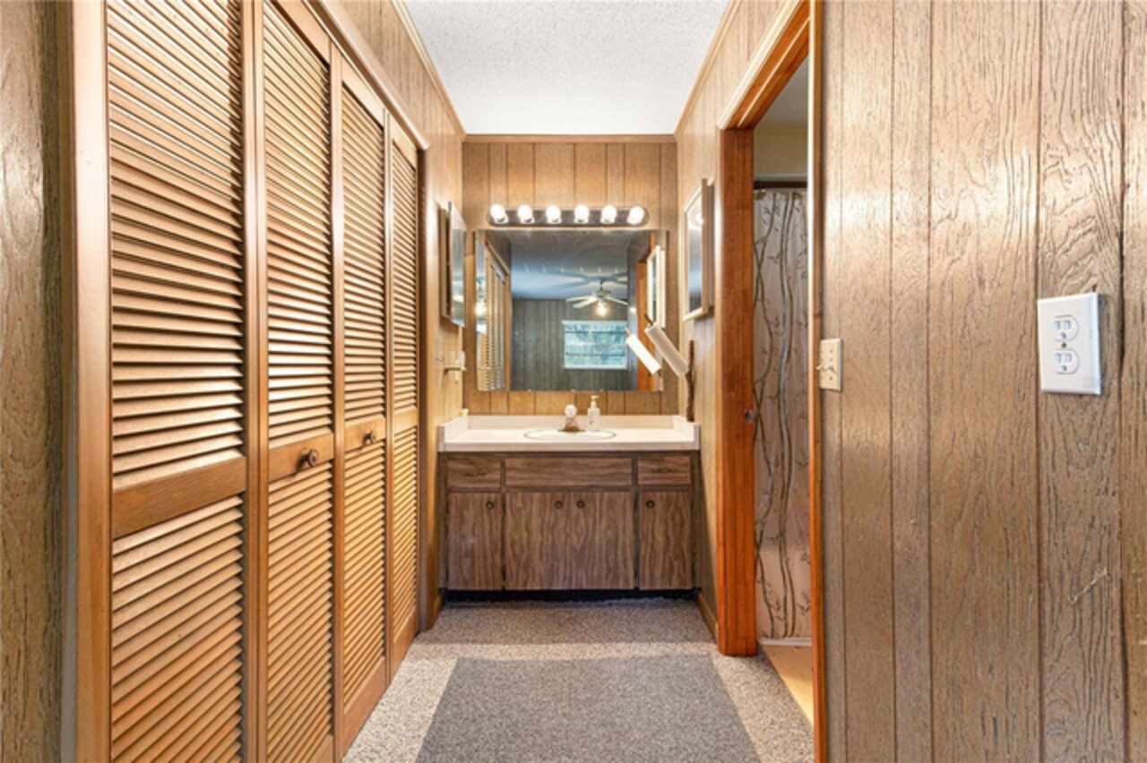 Listing Photo 33