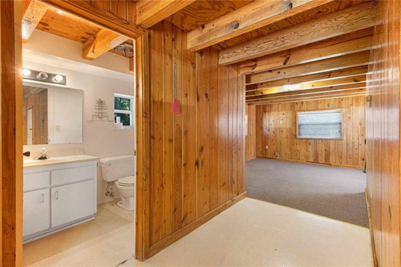 Listing Photo 42
