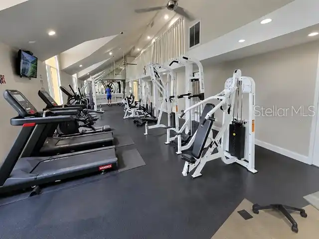 Listing Photo 8