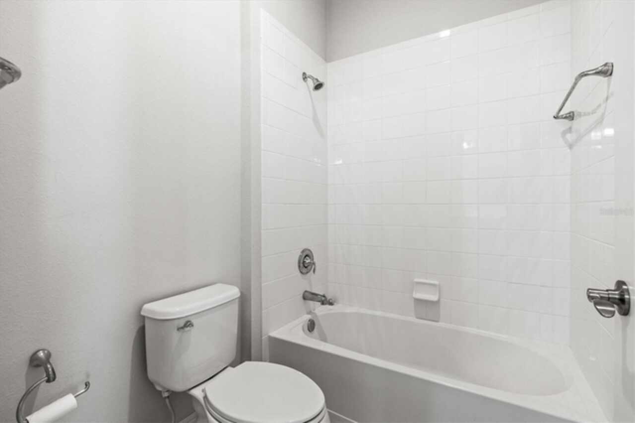 Listing Photo 34