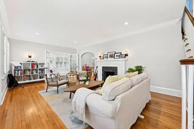 Listing Photo 6