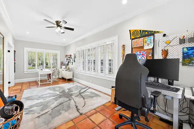 Listing Photo 15