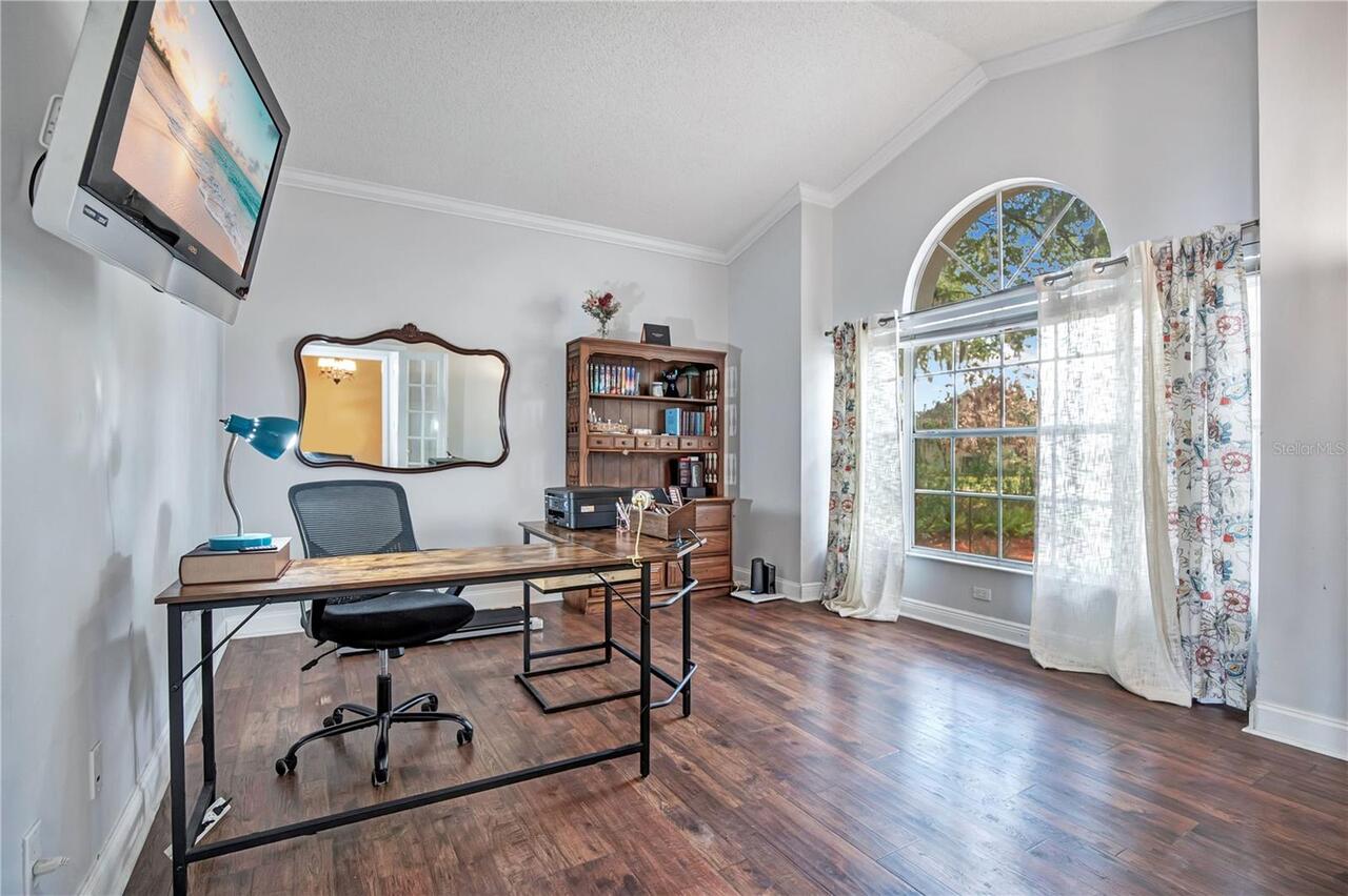 Listing Photo 18