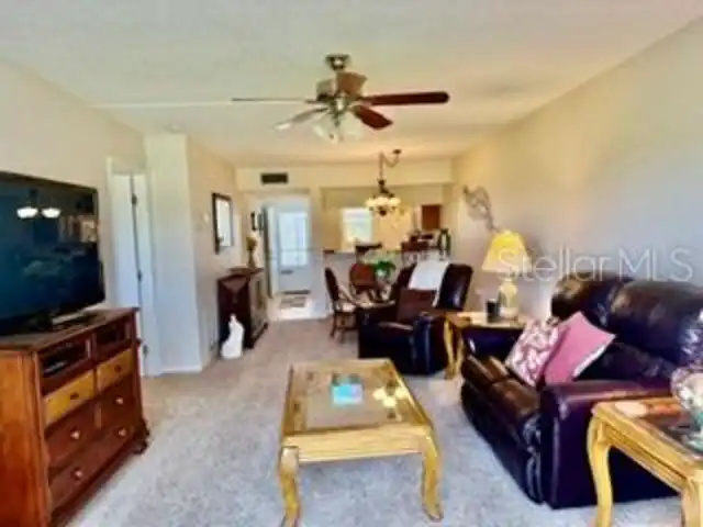 Listing Photo 9