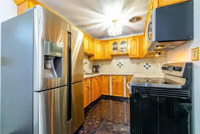 Listing Photo 15