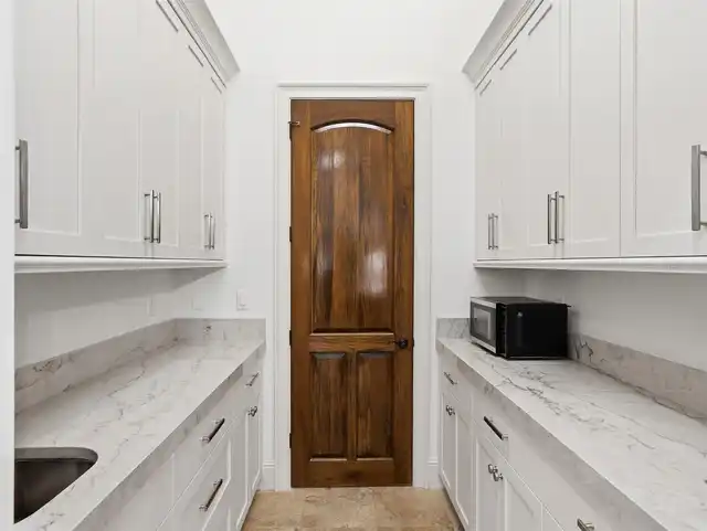 Listing Photo 19