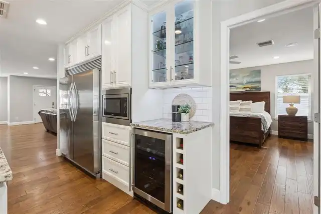 Listing Photo 15