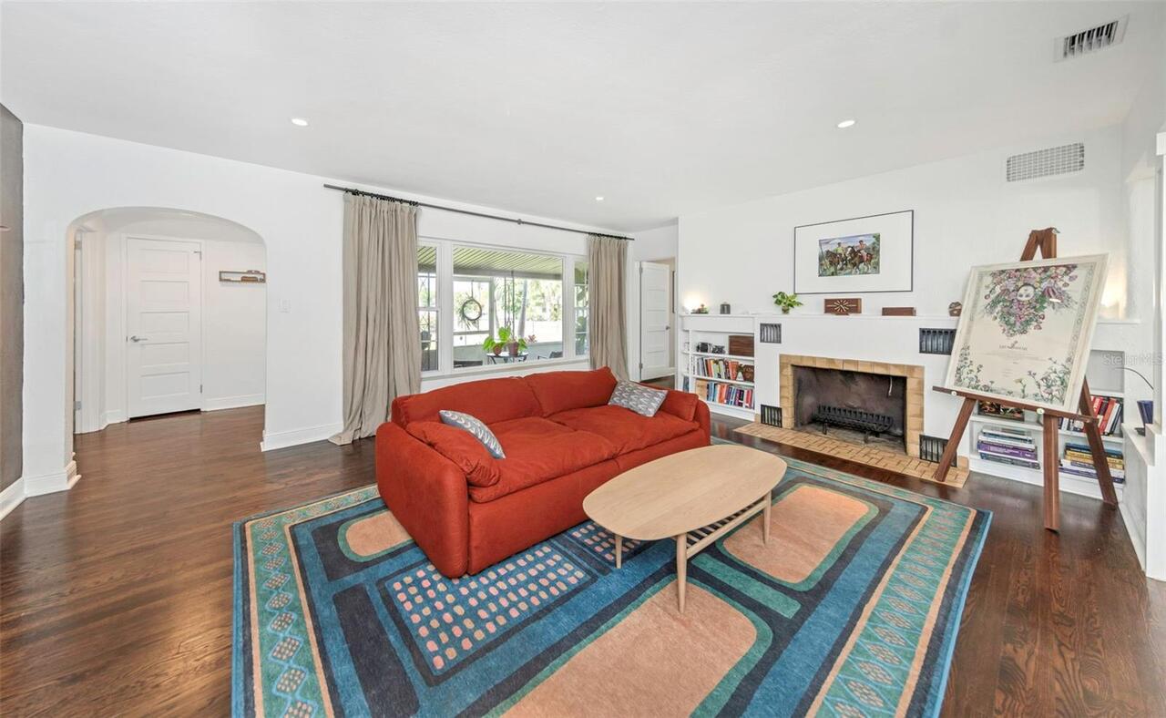 Listing Photo 8