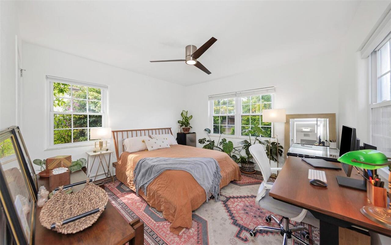 Listing Photo 18