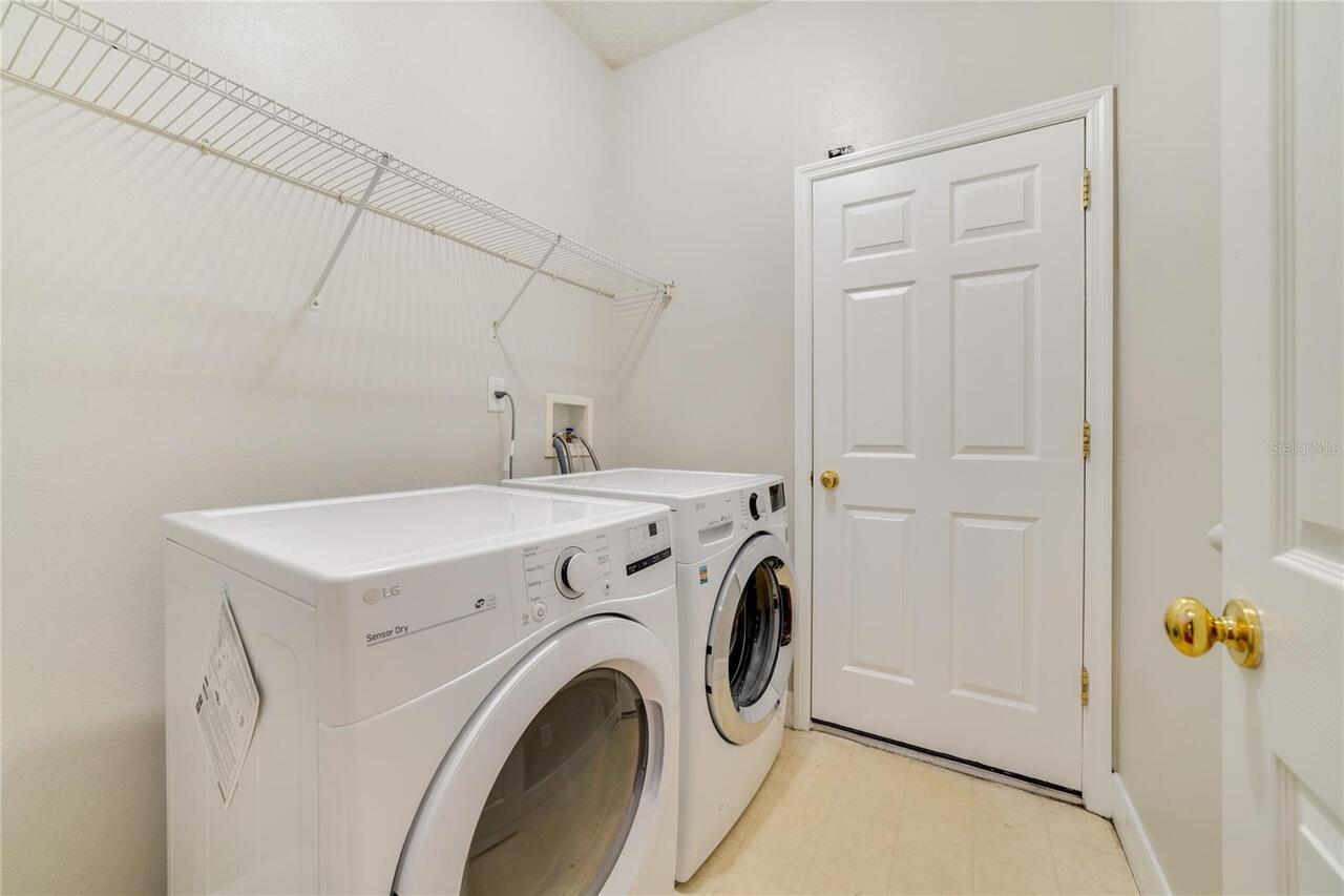 Listing Photo 10