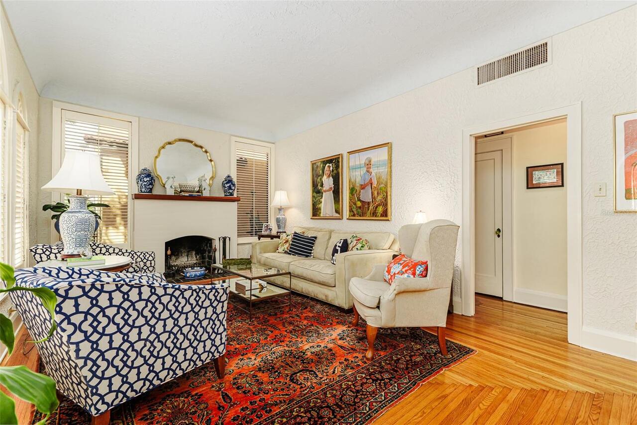 Listing Photo 8