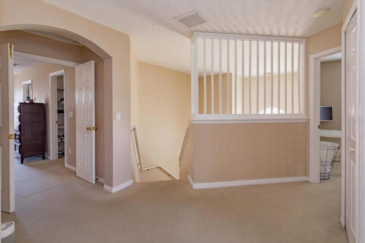 Listing Photo 14