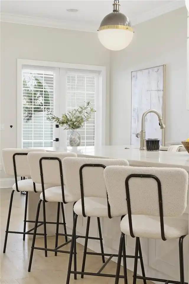 Listing Photo 15
