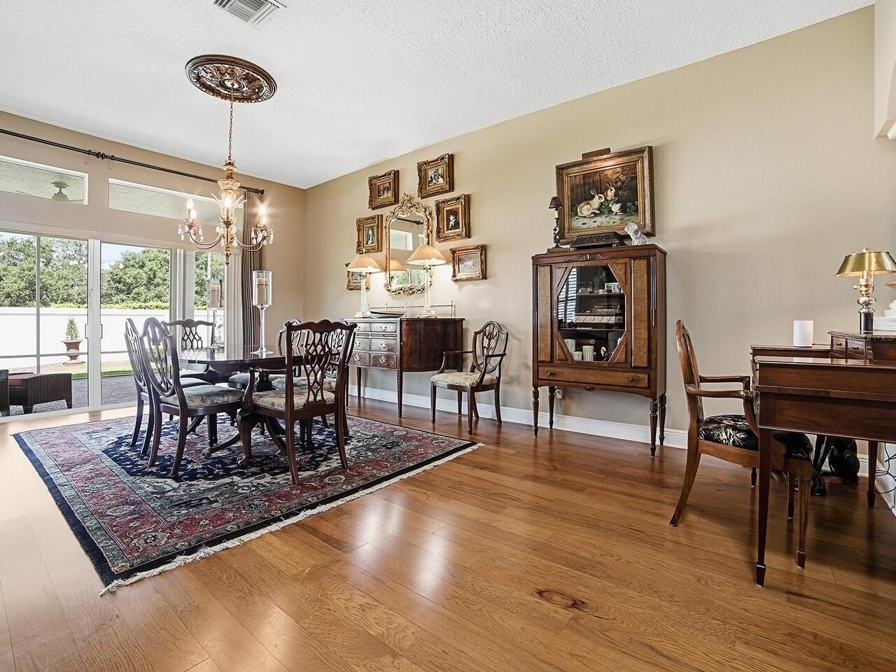 Listing Photo 9