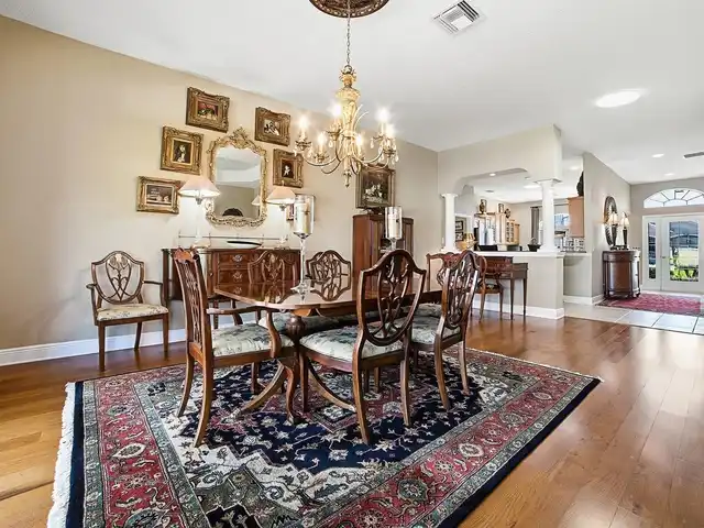 Listing Photo 10