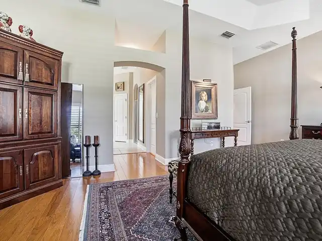Listing Photo 15
