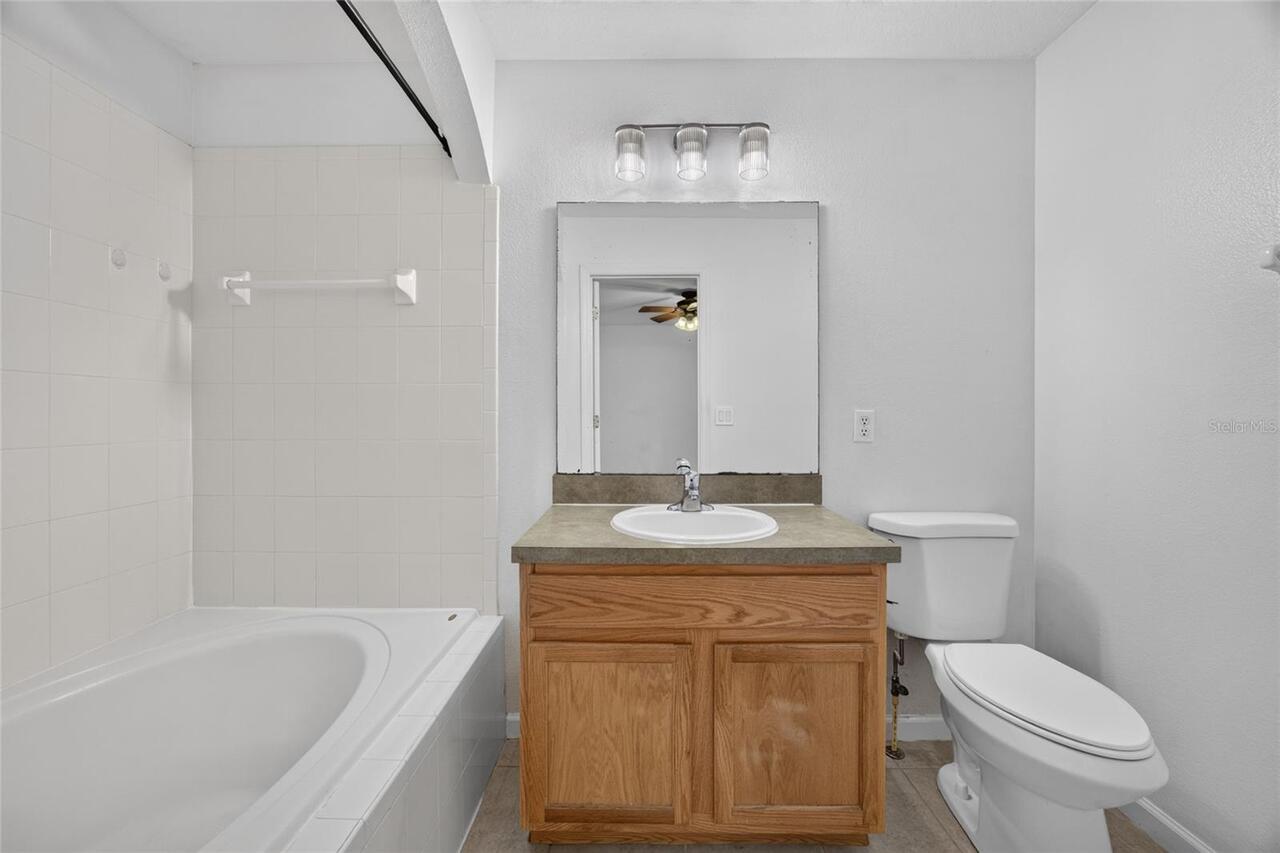 Listing Photo 14